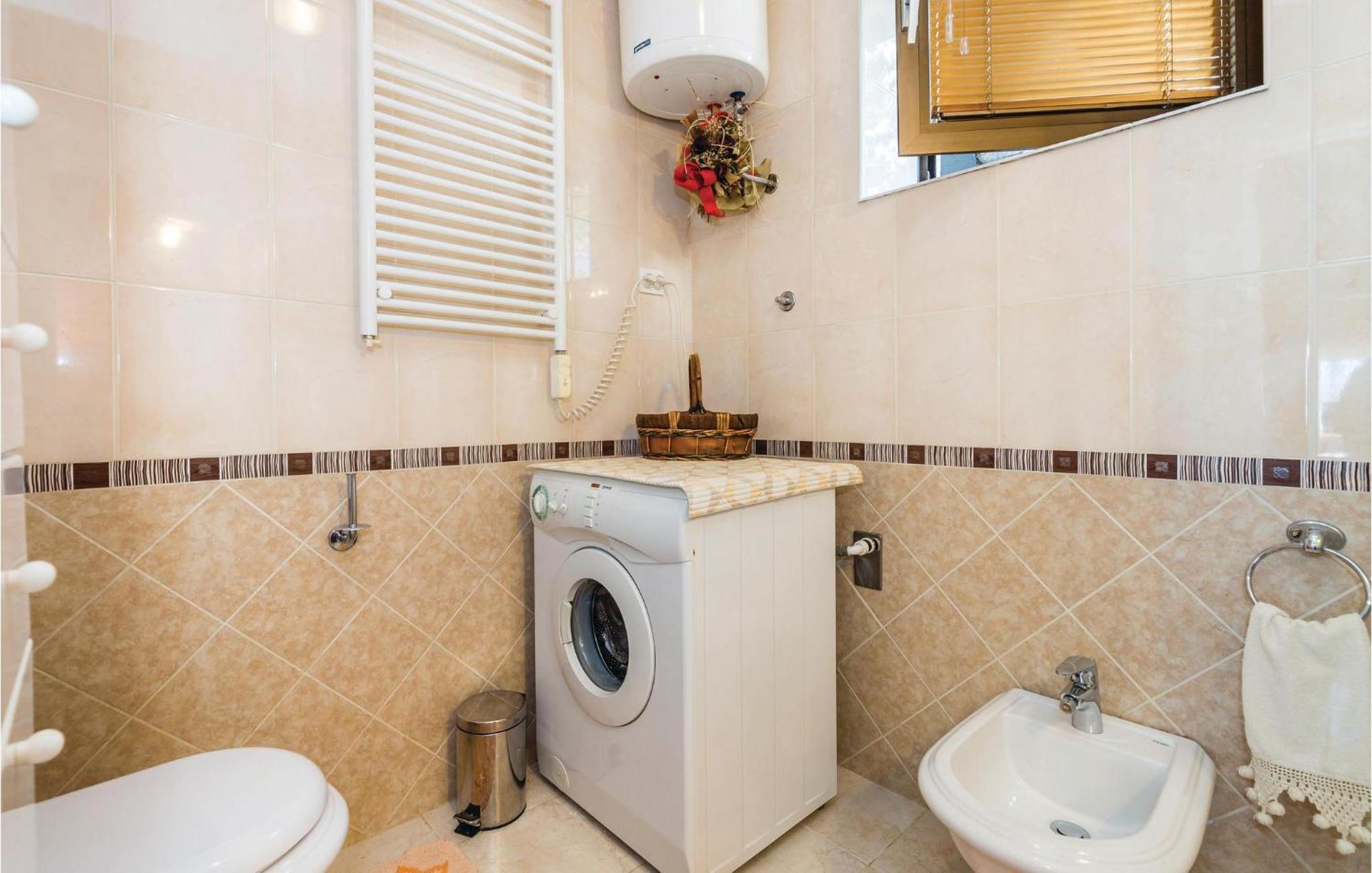 Nice Apartment In Senj With Ethernet Internet エクステリア 写真