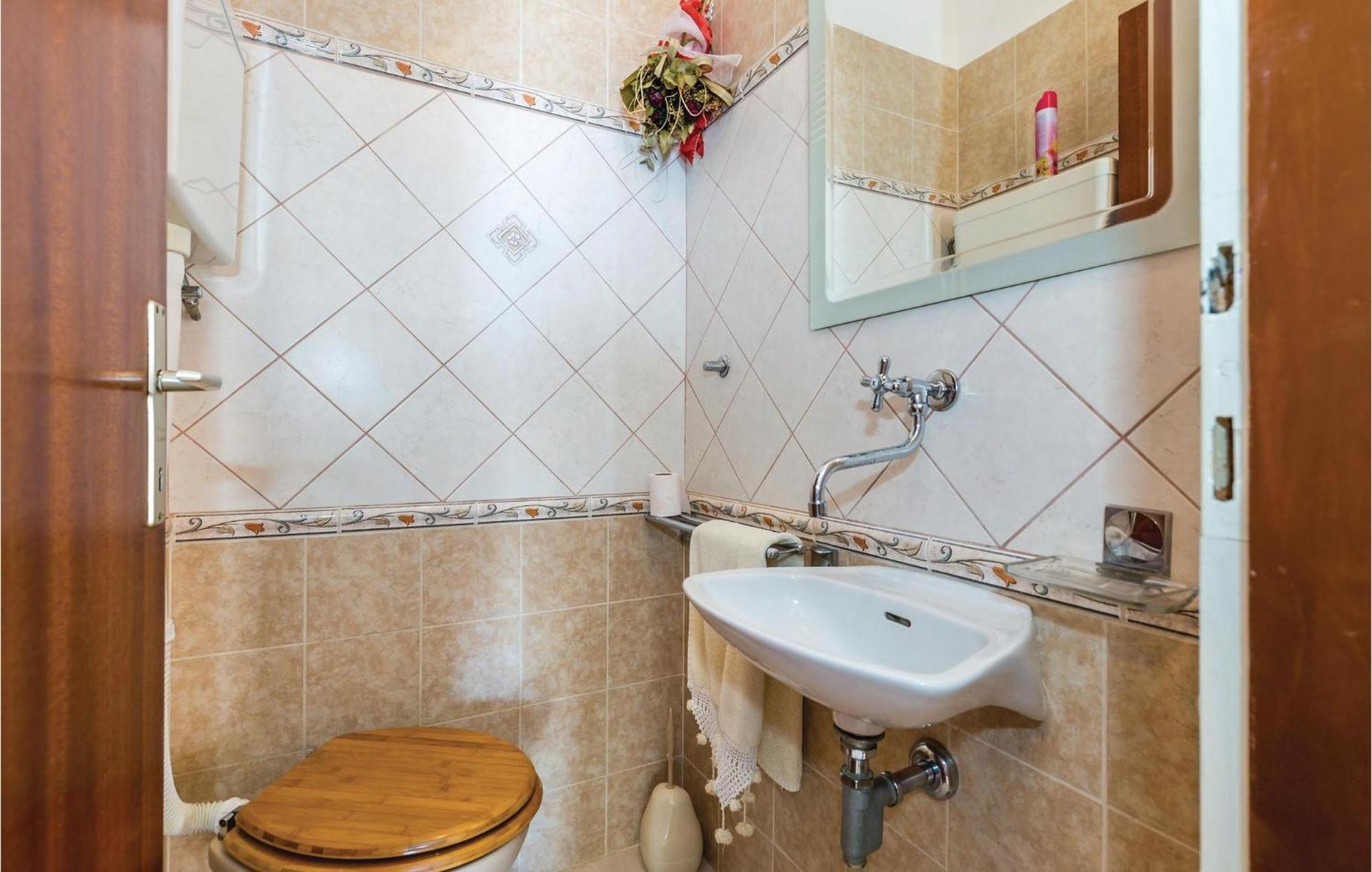 Nice Apartment In Senj With Ethernet Internet エクステリア 写真