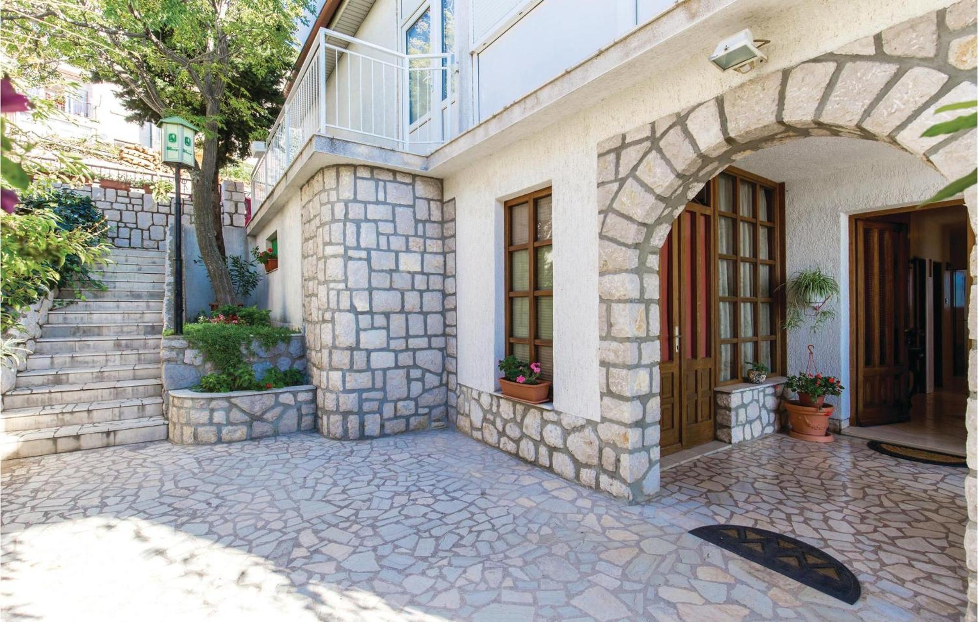 Nice Apartment In Senj With Ethernet Internet エクステリア 写真