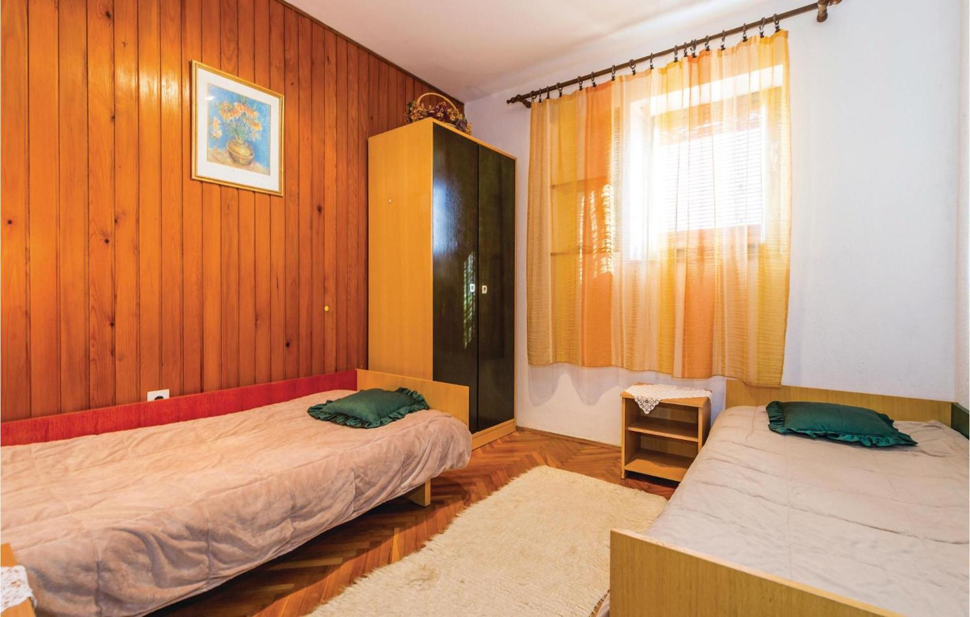 Nice Apartment In Senj With Ethernet Internet エクステリア 写真